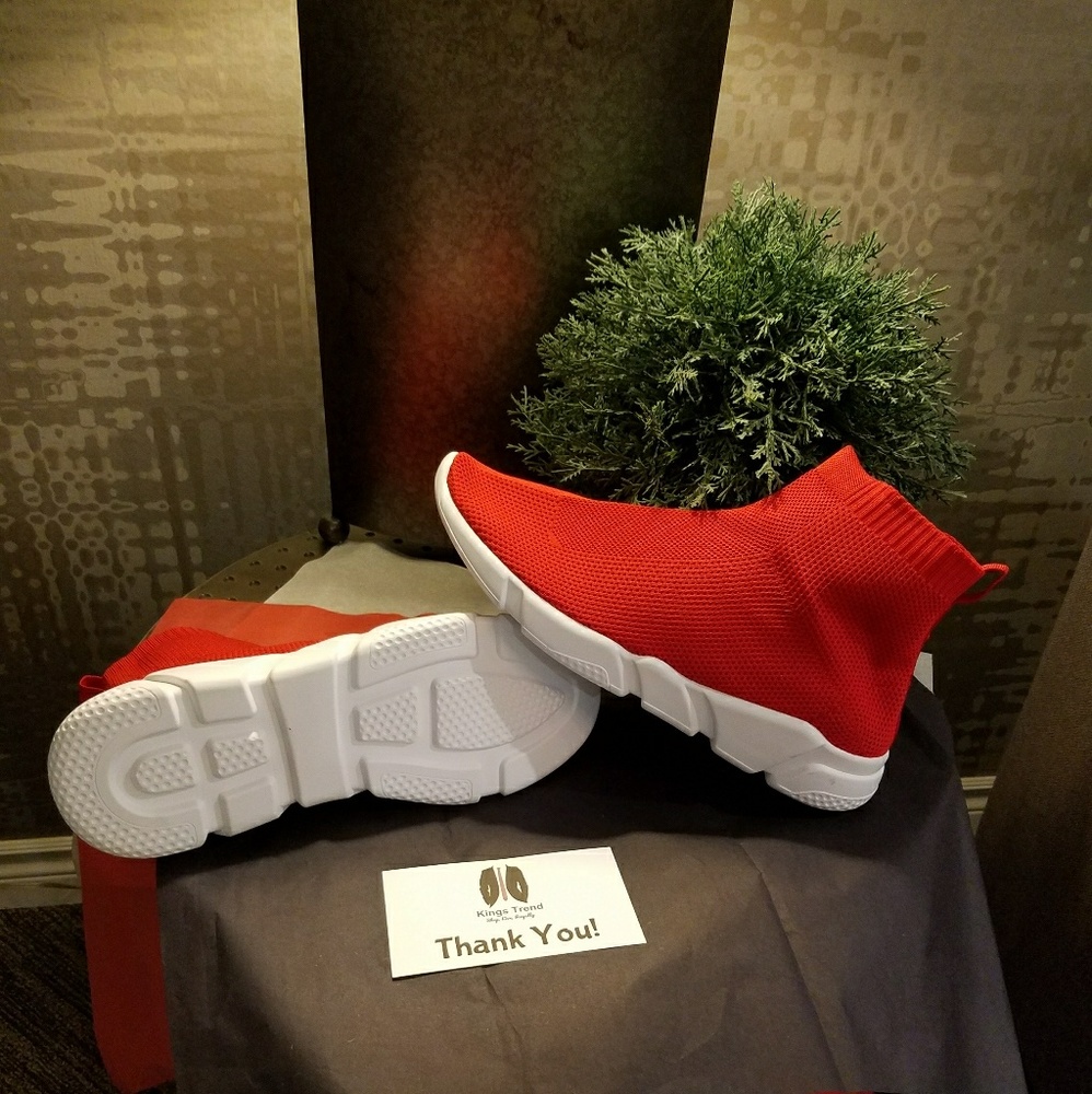 NEW Men's Lightweight Breathable Running Shoes